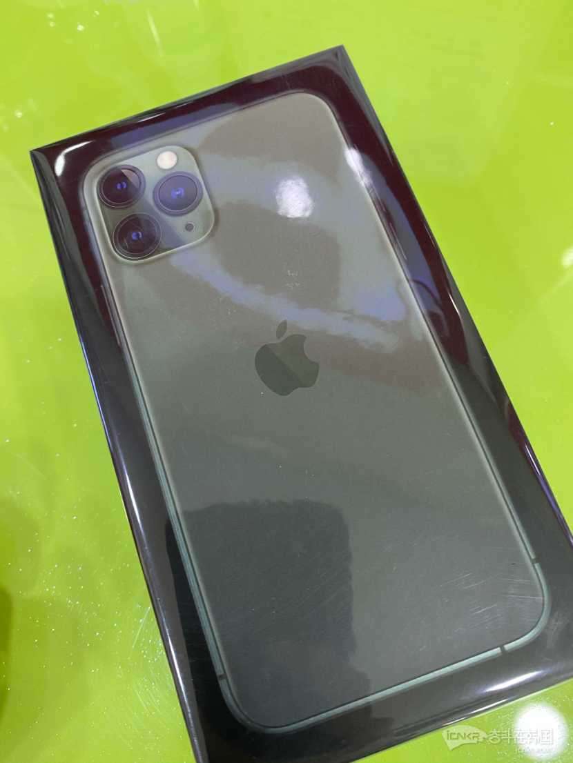 苹果11pro256gb 绿112万 附赠钢化玻璃膜01041878083