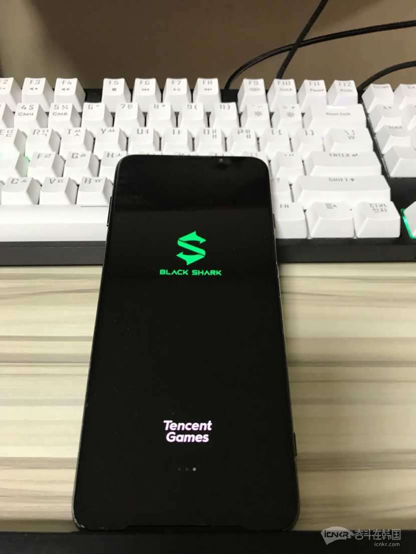二手小米黑鲨3s游戏手机