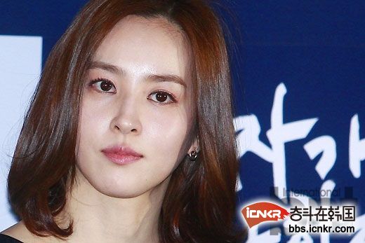 黄政民韩惠珍出席《当男人恋爱时》试映会