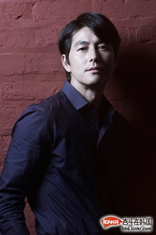 《我脑海中的橡皮擦》等多部脍炙人口电影的郑雨盛,通过多样的作品