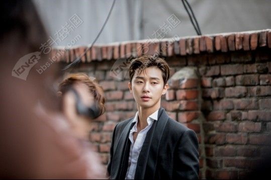 韩国明星 "花郎"之【朴叙俊×朴炯植】版画报拍摄现场花絮公开~ .