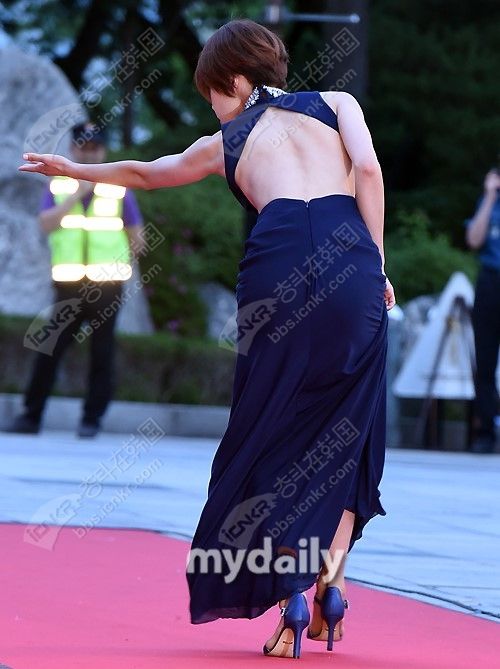 韩国人也认为张度妍特别率真可爱,小编预测张度妍将会是接下来一段