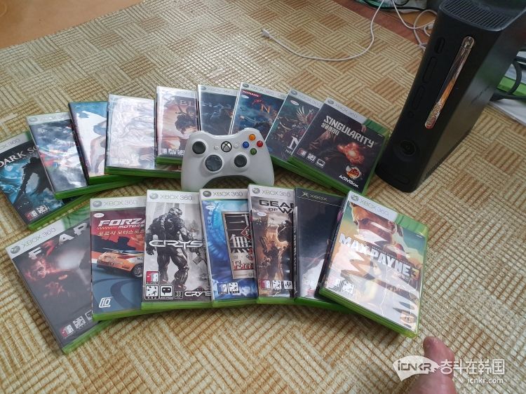 出售17张游戏光盘,赠送xbox360