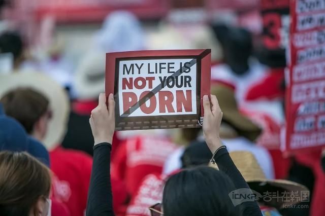 韩非法偷*拍嫌疑人逐年增长 近两成为熟人作案