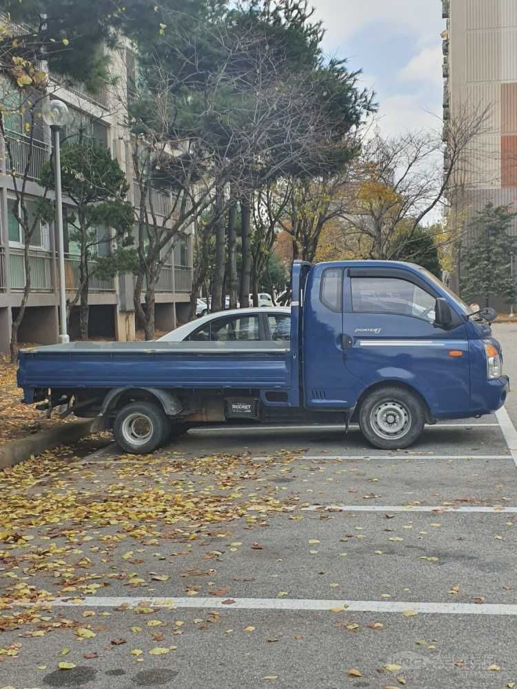 出售现代小货车