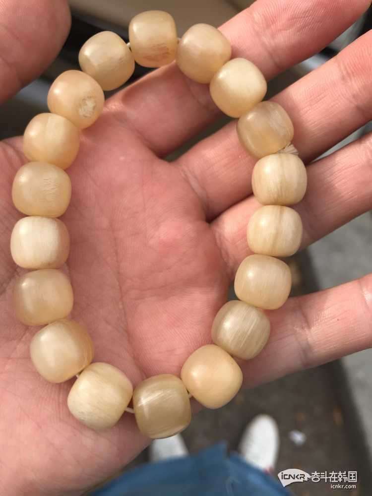 出几个手串鹤天手串小金刚长串麝角手串蜜蜡手串