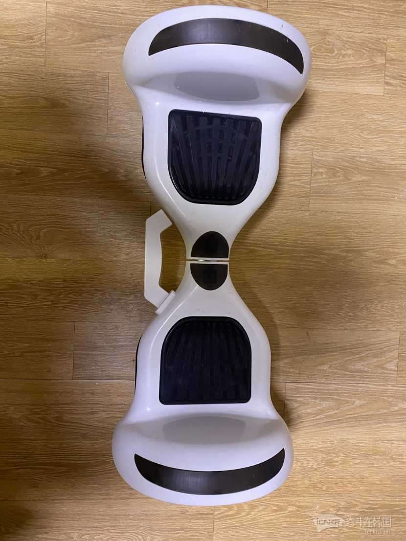 二手白色平衡车