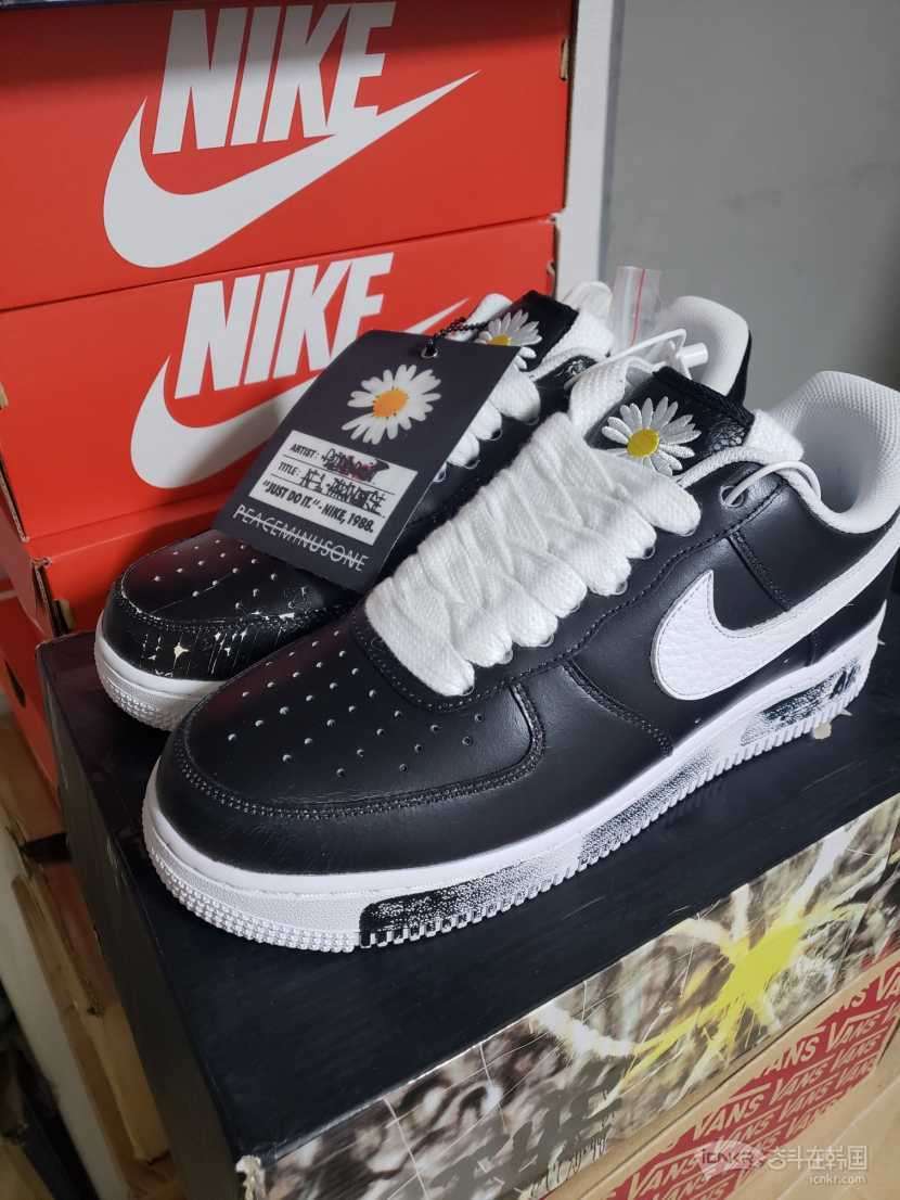 权志龙小雏菊刮刮乐空军一号联名10白勾20弘大新村