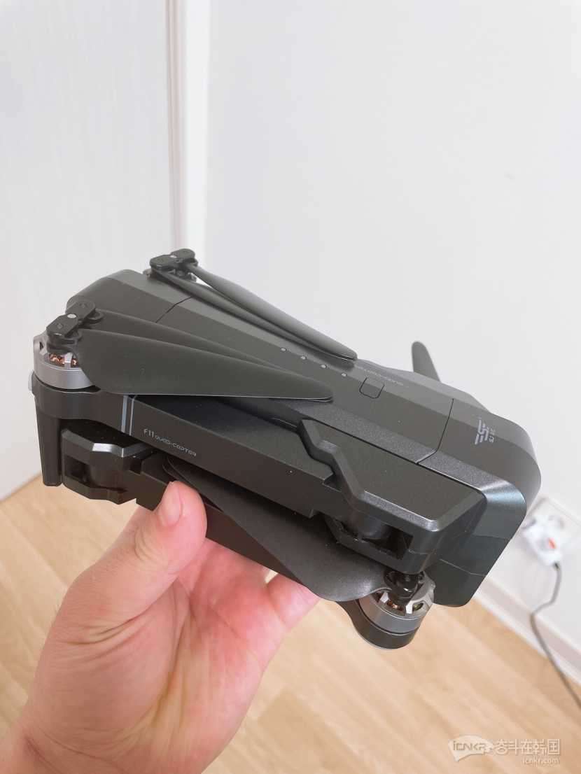 f11无人机99新11万要的联系