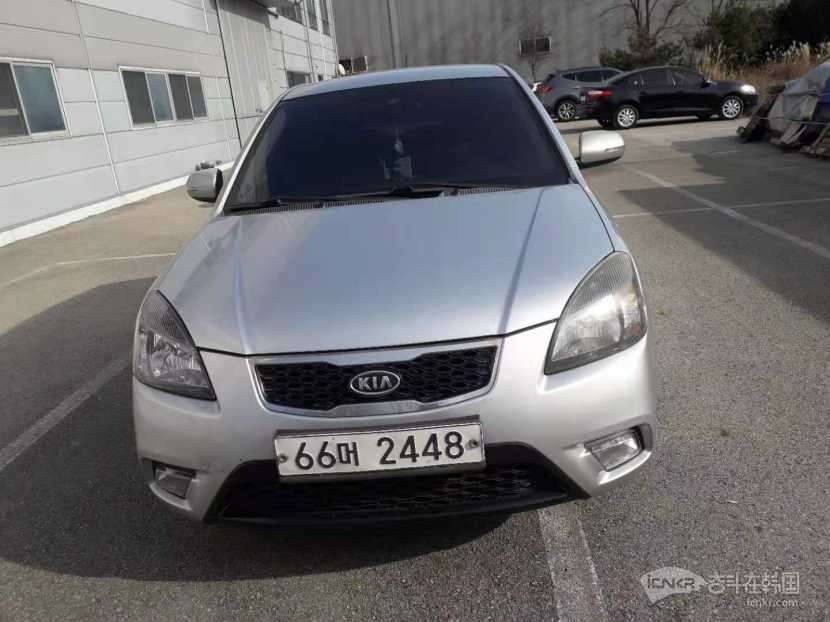 出售起亚汽车pride