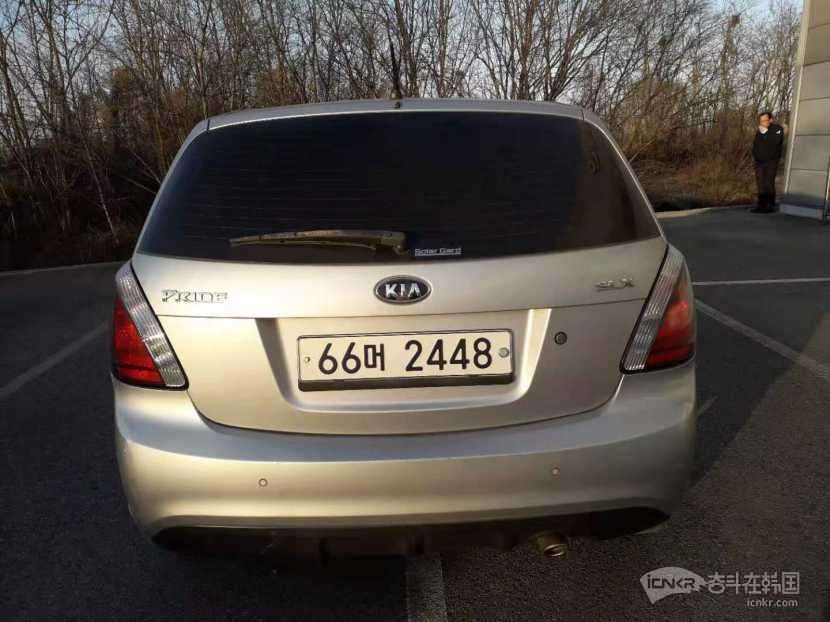 出售起亚汽车pride