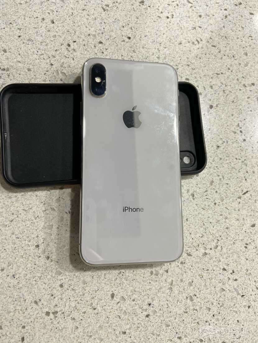 苹果x 256g 电池82