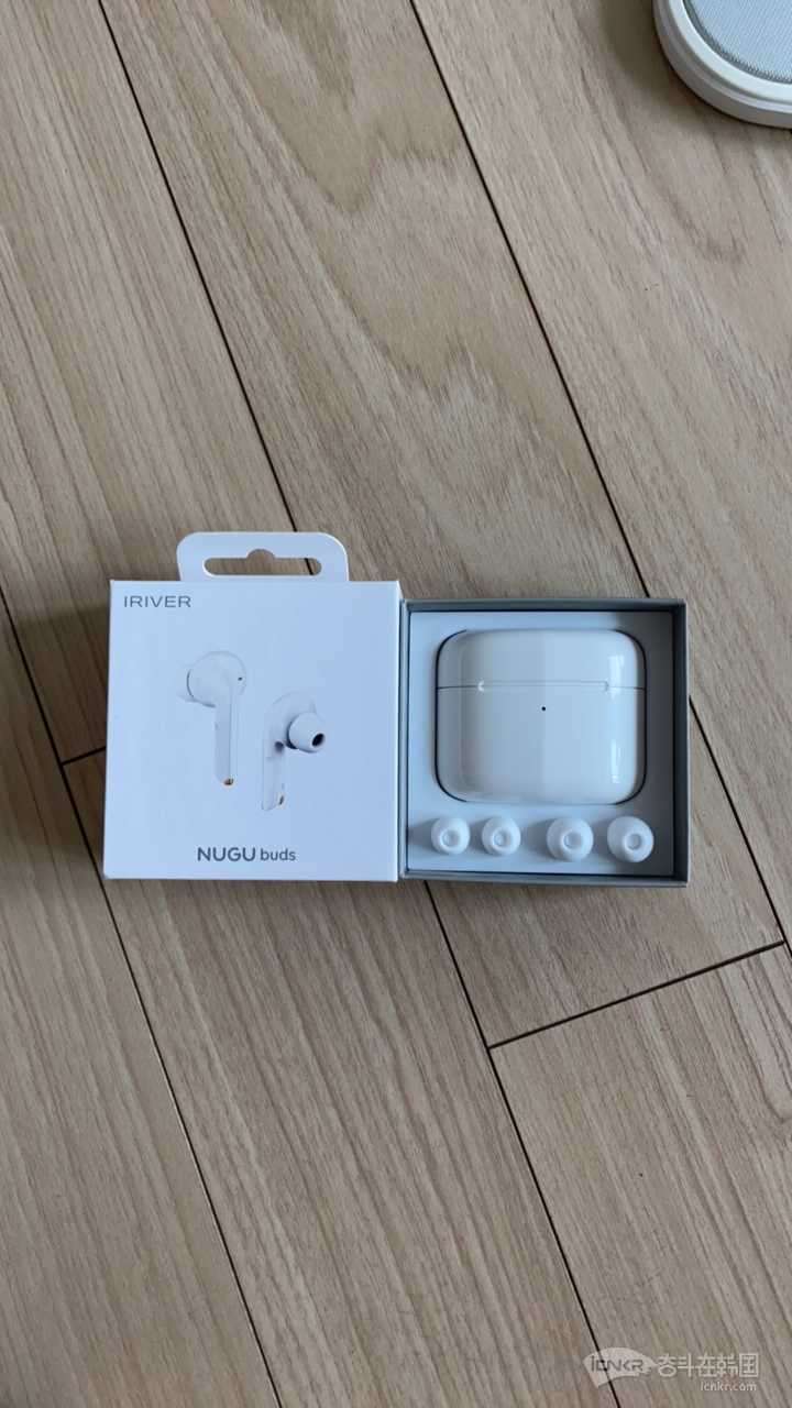 出售全新无线蓝牙耳机