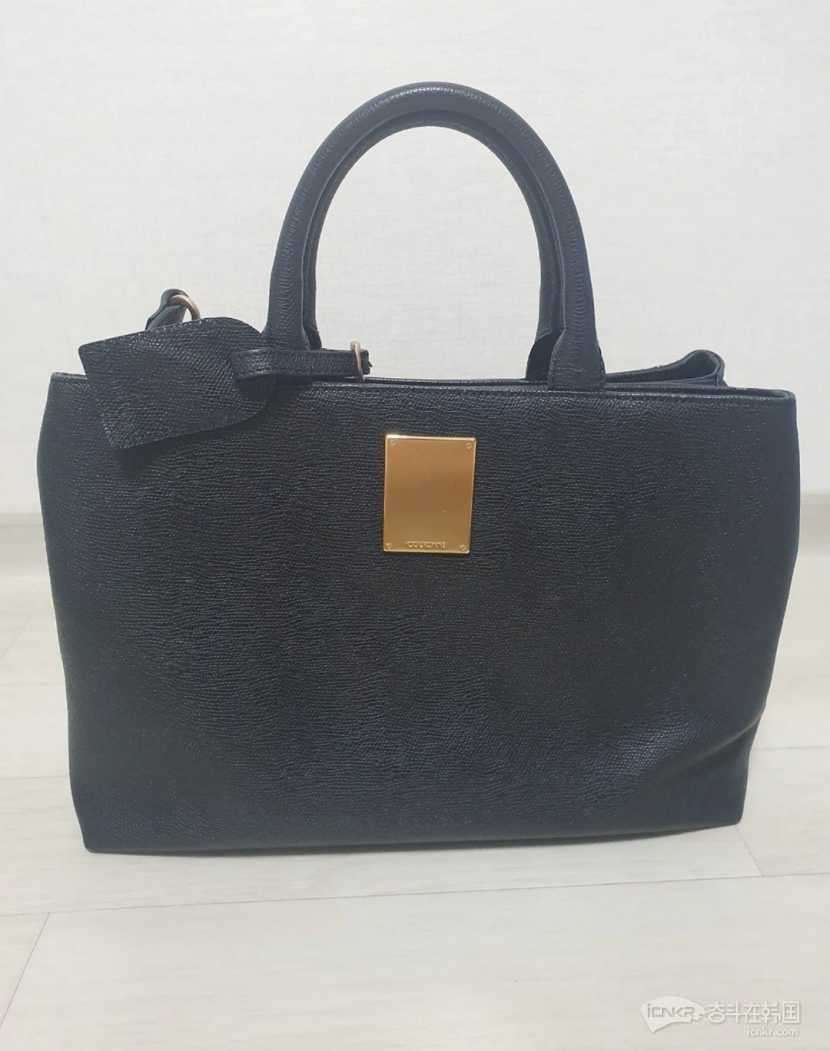 全新couronne真皮女包10万甩