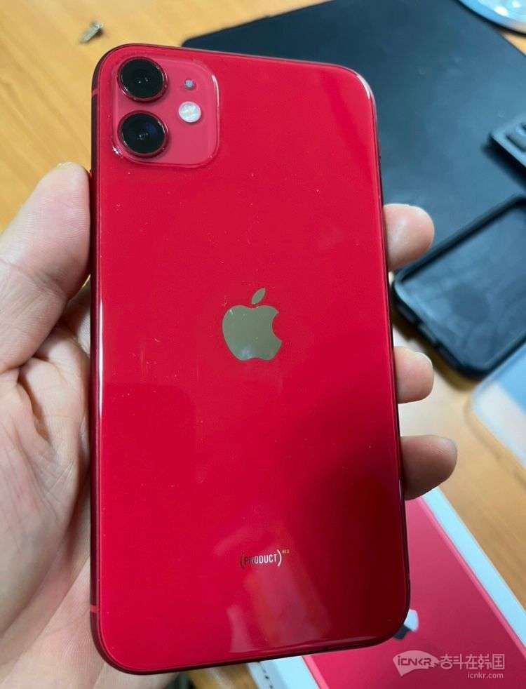 苹果11红色128g