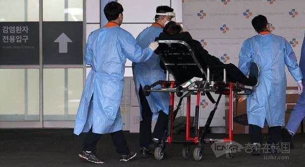 韩国新冠导致医疗资源紧缺，仅去年12月就有5000人死亡