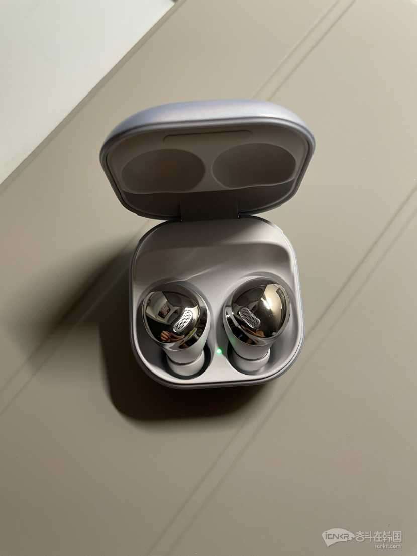 三星budspro银色