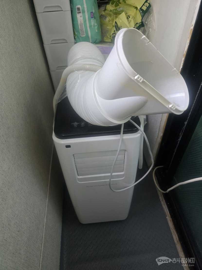 出移动空调。。实用方便。。十万韩币。。附近可送货