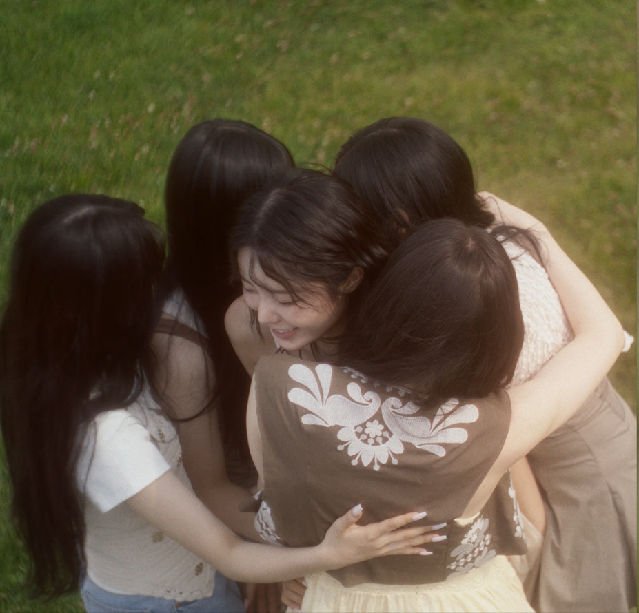 FIFTY FIFTY公开新成员五官，五人组剪影曝光-韩国娱乐奋斗在韩国韩国留学生华人论坛奋韩网- 奋斗在韩国