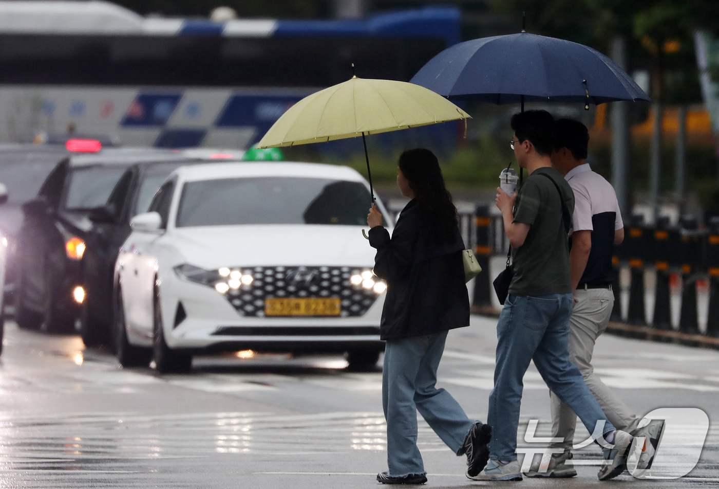 今日天气] 釜山·庆南（13日，周六）最大降雨量可达100毫米-奋韩快讯奋斗在韩国韩国留学生华人论坛奋韩网- 奋斗在韩国