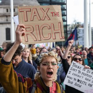 英国10月通胀率达11.1%创41年新高 高官警告经济已无法实现增长 ...