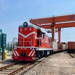 海外网评：脱钩？中欧班列用事实说“不”